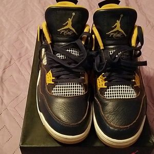 Air Jordan 4 retro